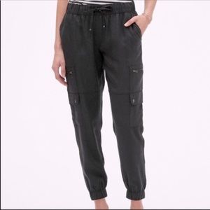 Banana Republic XS soft cargo pant